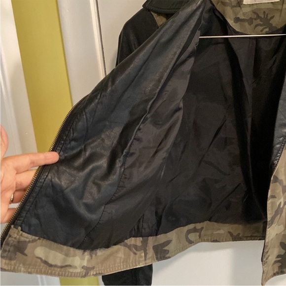 Women’s Camo & Faux Leather Light Jacket - Picture 7 of 10